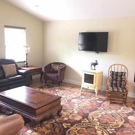 Sapphire Brook Trout Inn المظهر الخارجي الصورة