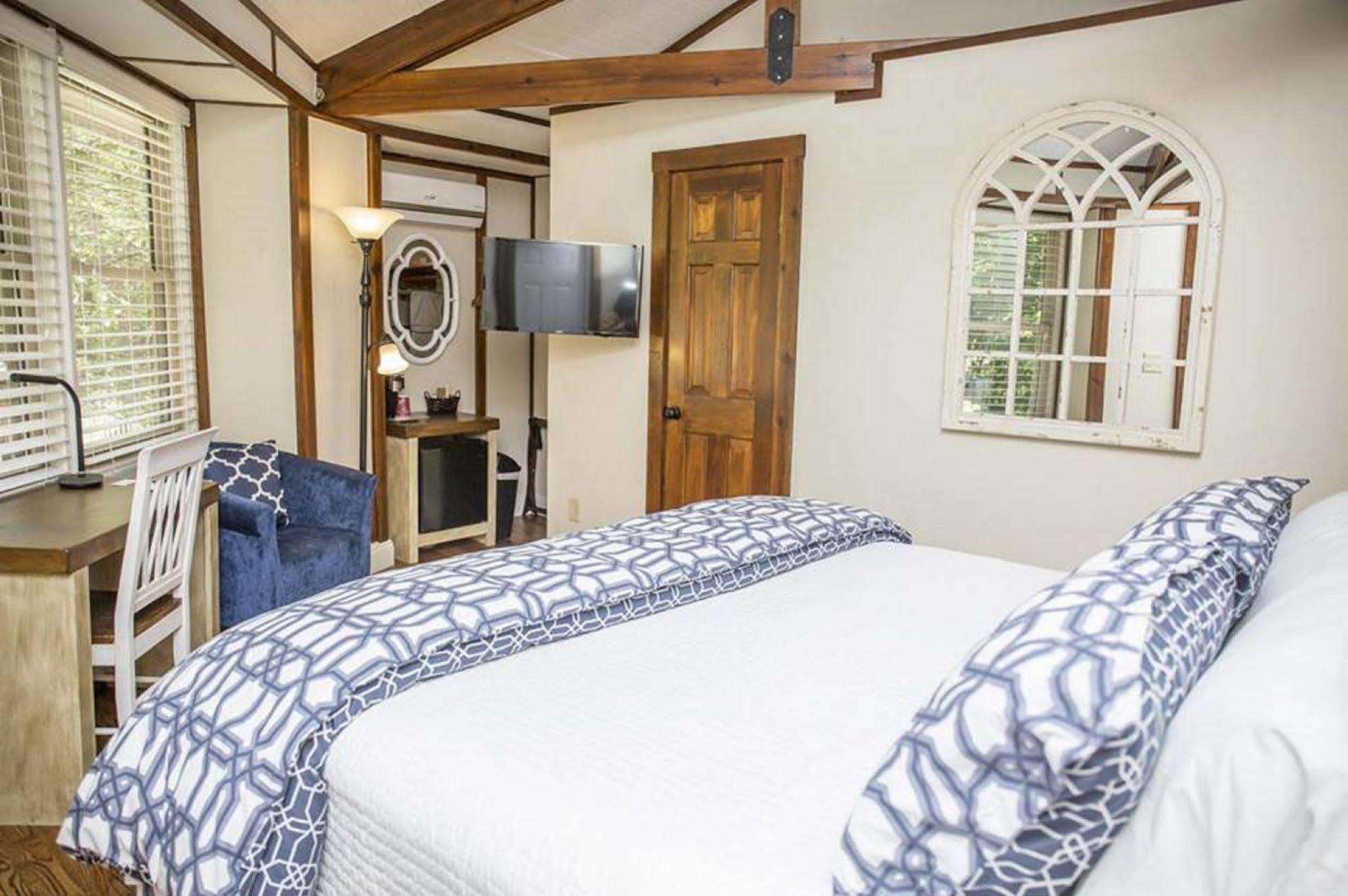 Sapphire Brook Trout Inn المظهر الخارجي الصورة