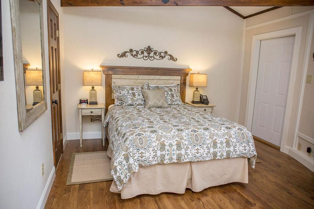 Sapphire Brook Trout Inn المظهر الخارجي الصورة