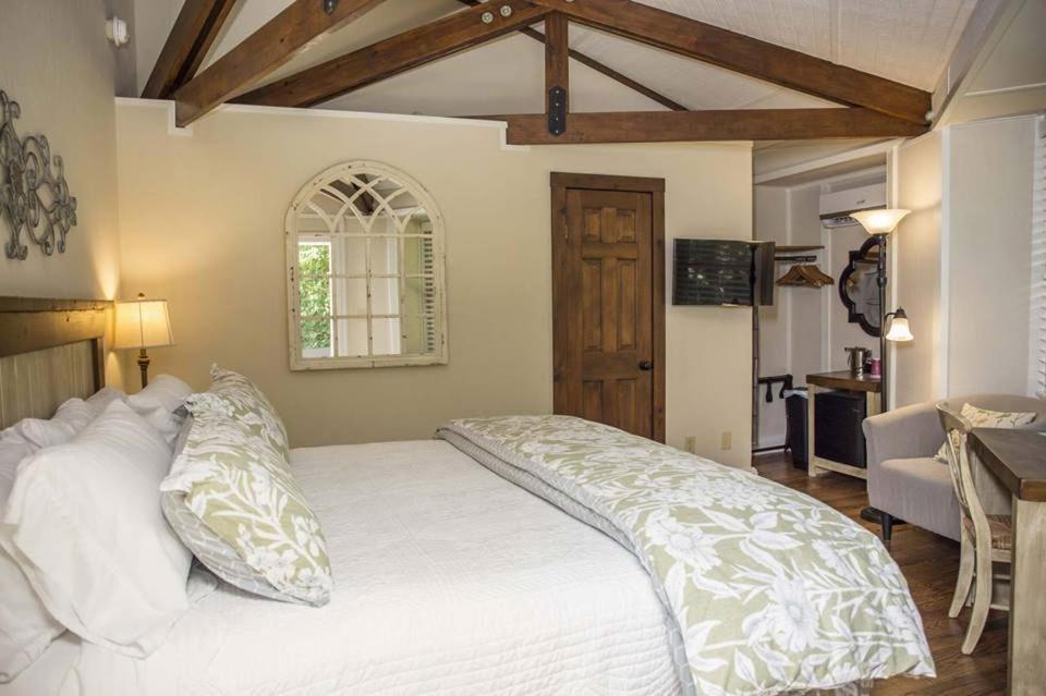 Sapphire Brook Trout Inn المظهر الخارجي الصورة